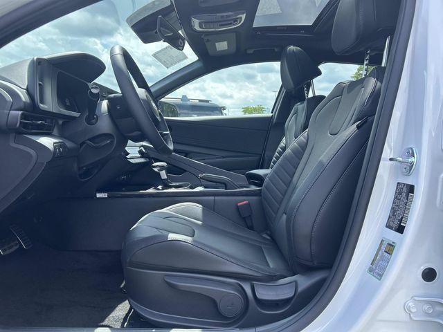 New 2026 Hyundai Elantra SEL Sport FWD image 7
