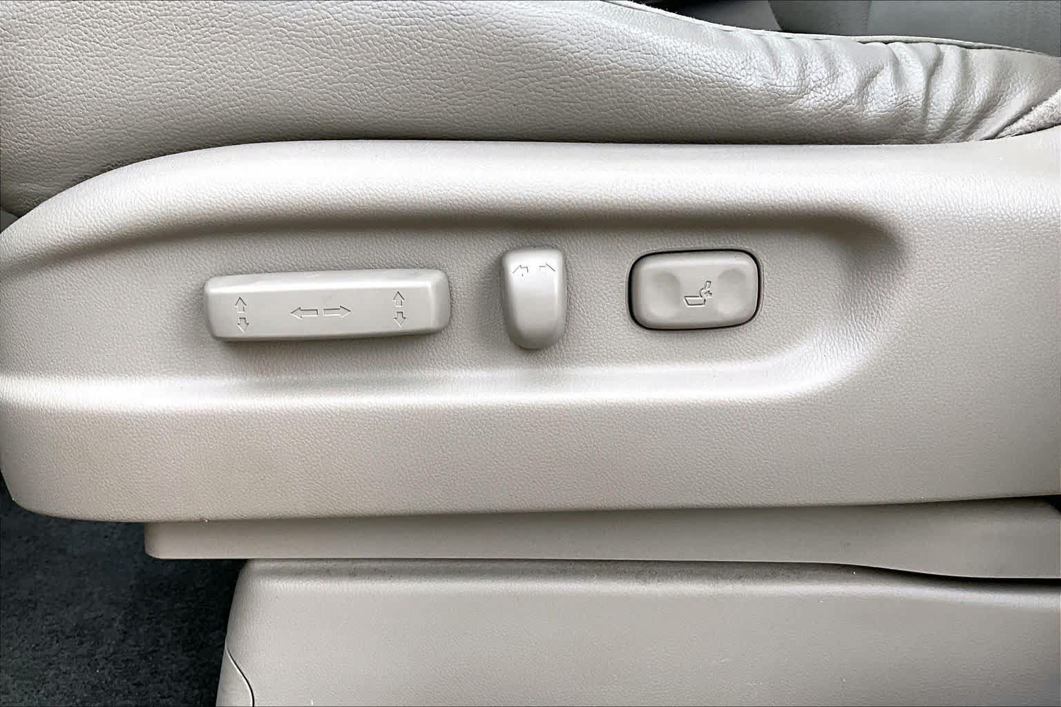 Used 2014 Honda Odyssey EX-L image 33