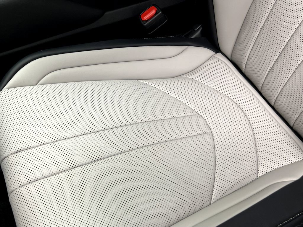 New 2026 Lexus TX 500h AWD image 40