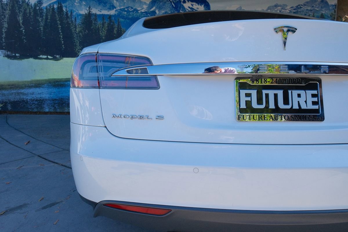 Used 2015 Tesla Model S 70 RWD image 37