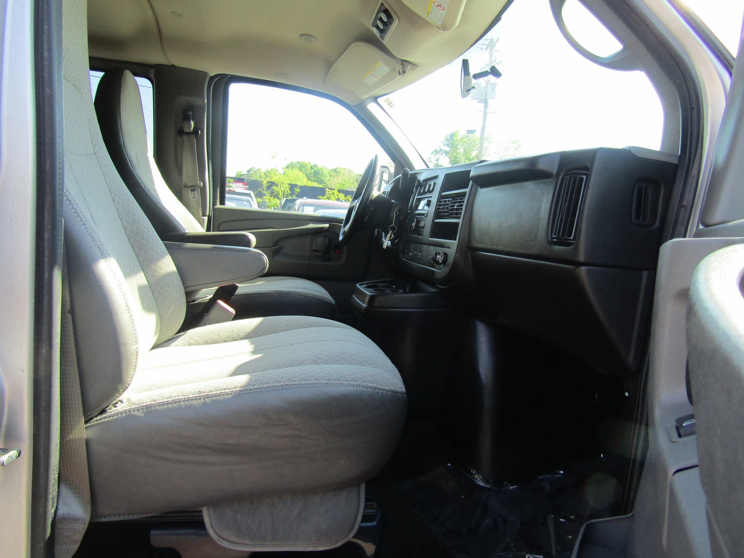 Used 2012 Chevrolet Express 3500 LT w/ LT Preferred Equipment Group RWD image 10
