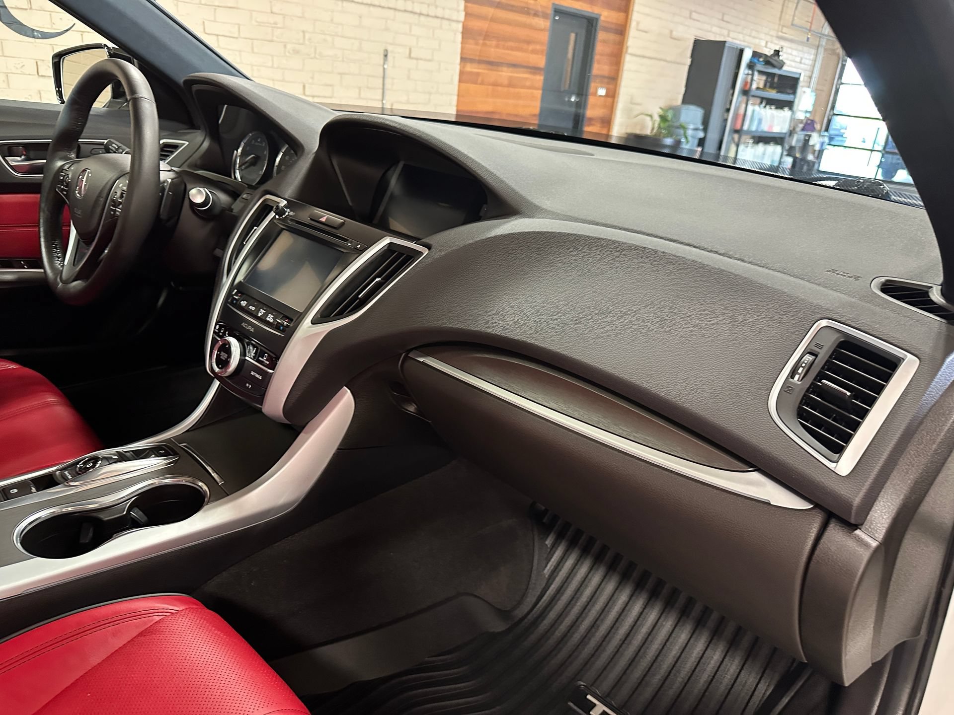 Used 2020 Acura TLX w/ Advance Package AWD/4WD image 25