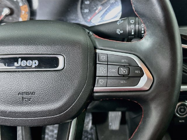 Used 2022 Jeep Compass Trailhawk w/ Trailhawk Convenience Group AWD/4WD image 21