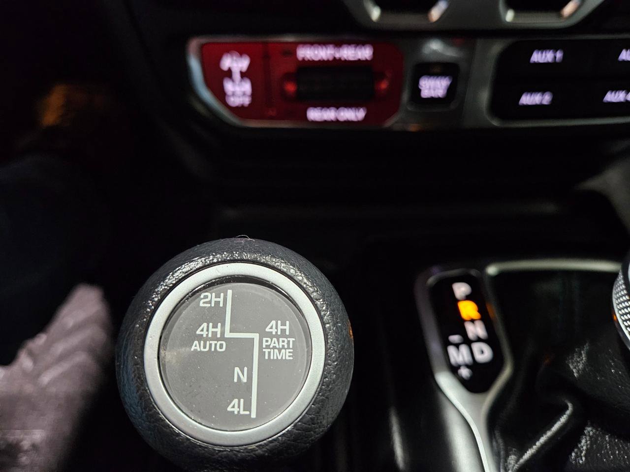 Used 2022 Jeep Wrangler Unlimited Rubicon 4xe image 36