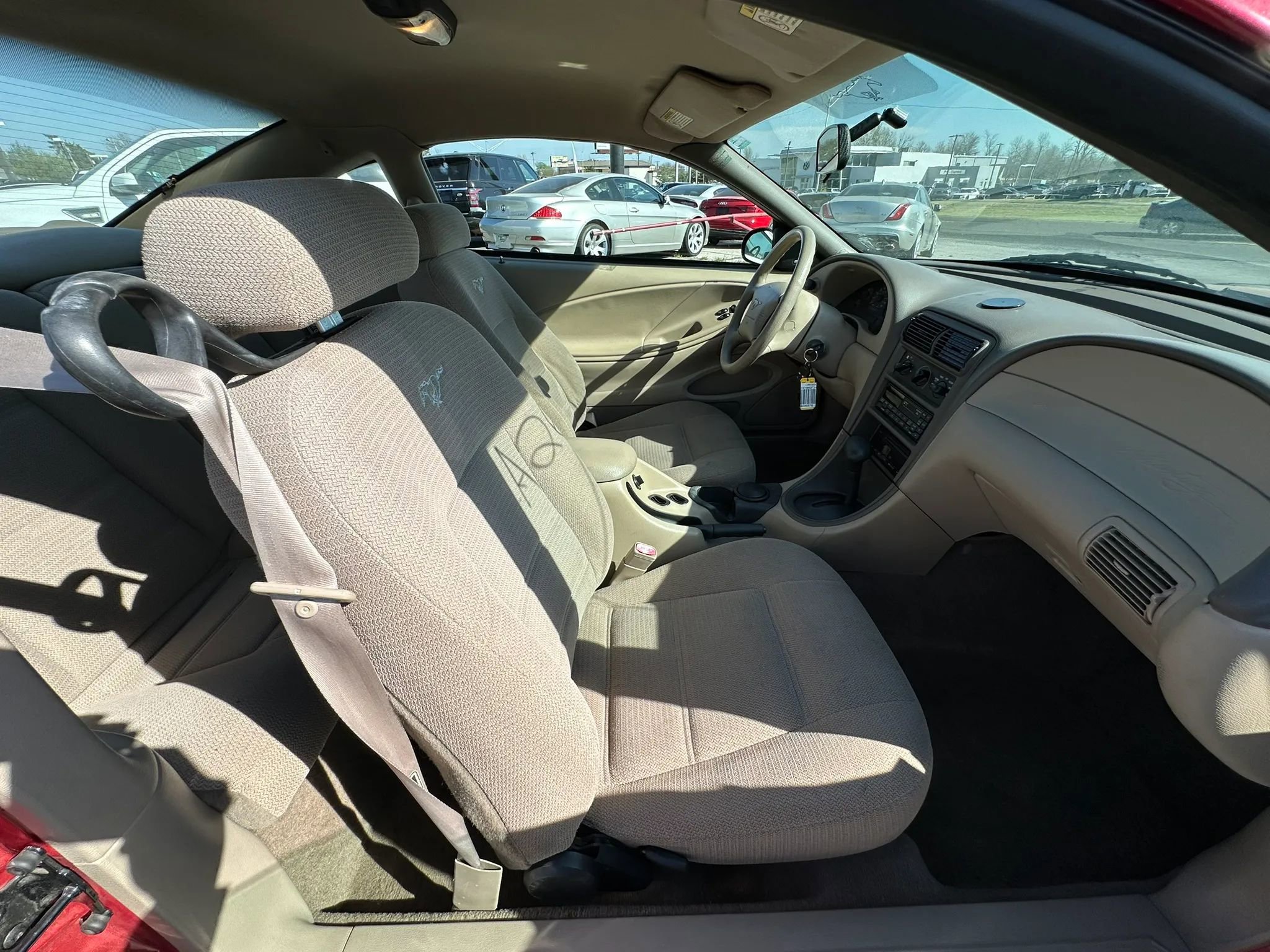 Used 1999 Ford Mustang Coupe image 13