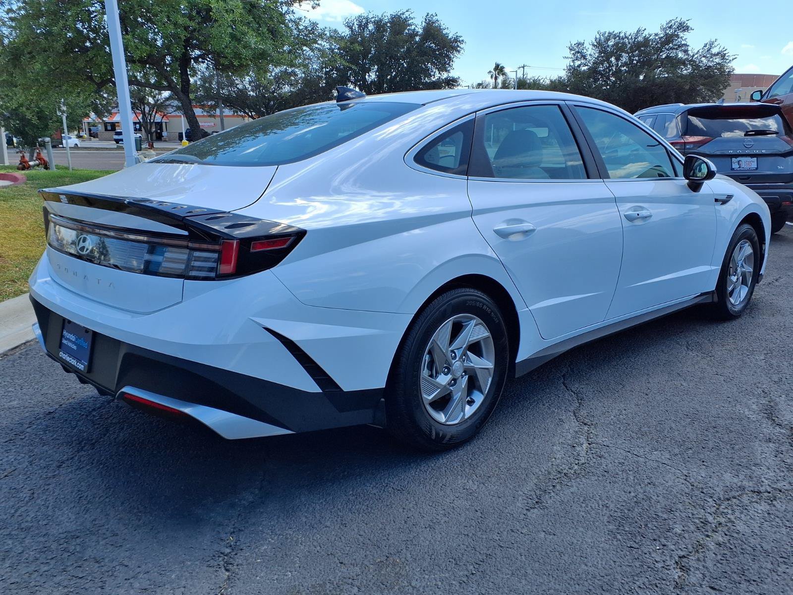 Certified 2026 Hyundai Sonata SE FWD image 5