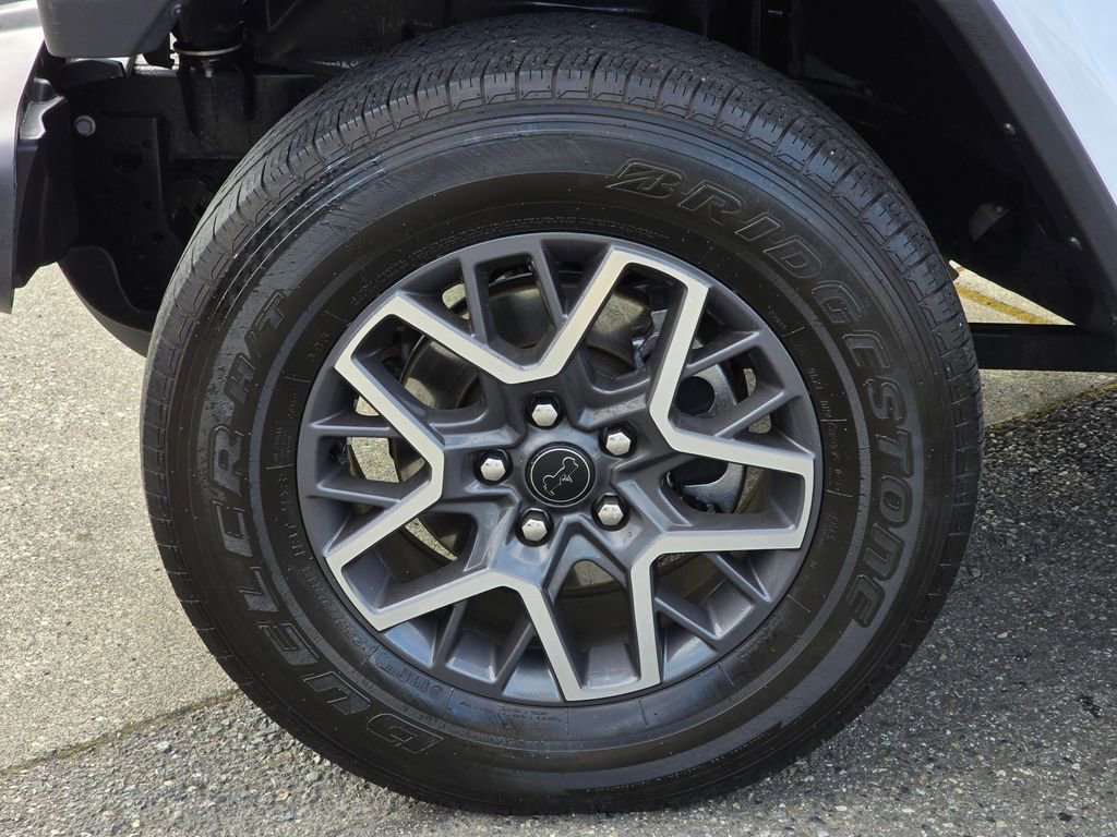 Used 2024 Jeep Wrangler Sahara image 10