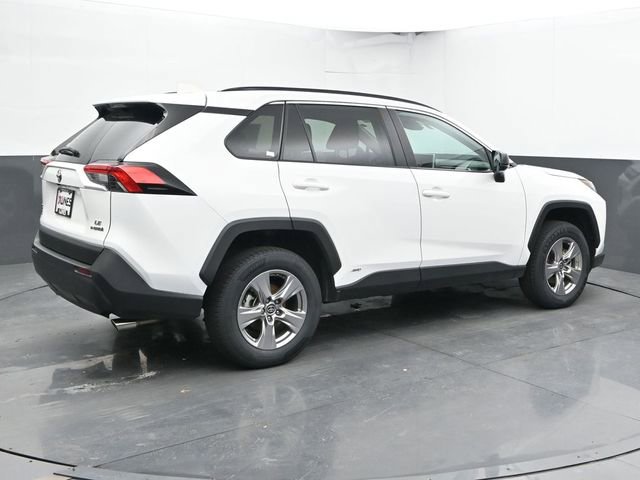Used 2024 Toyota RAV4 LE AWD/4WD image 10