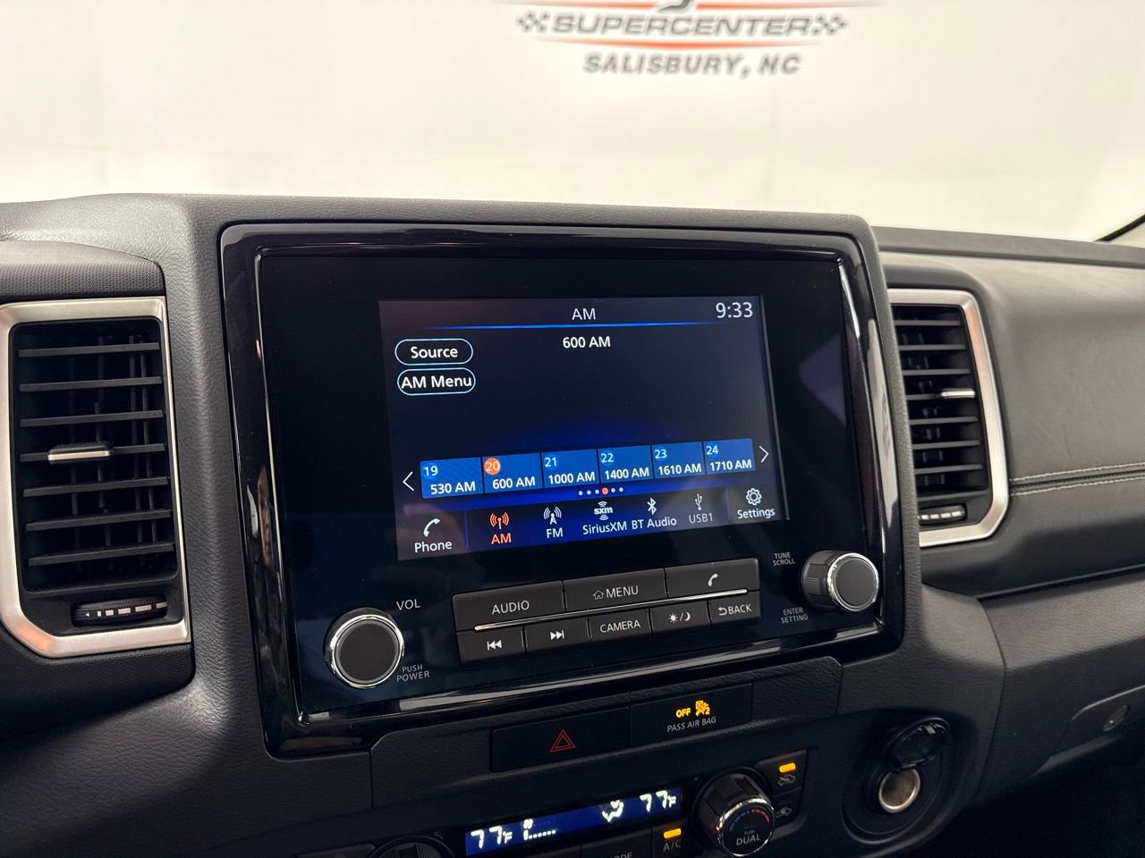 Used 2022 Nissan Frontier SV image 16