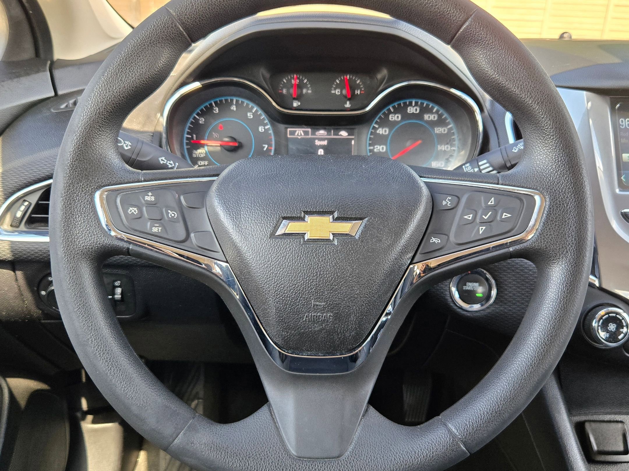 Used 2017 Chevrolet Cruze LT w/ Convenience Package FWD image 21