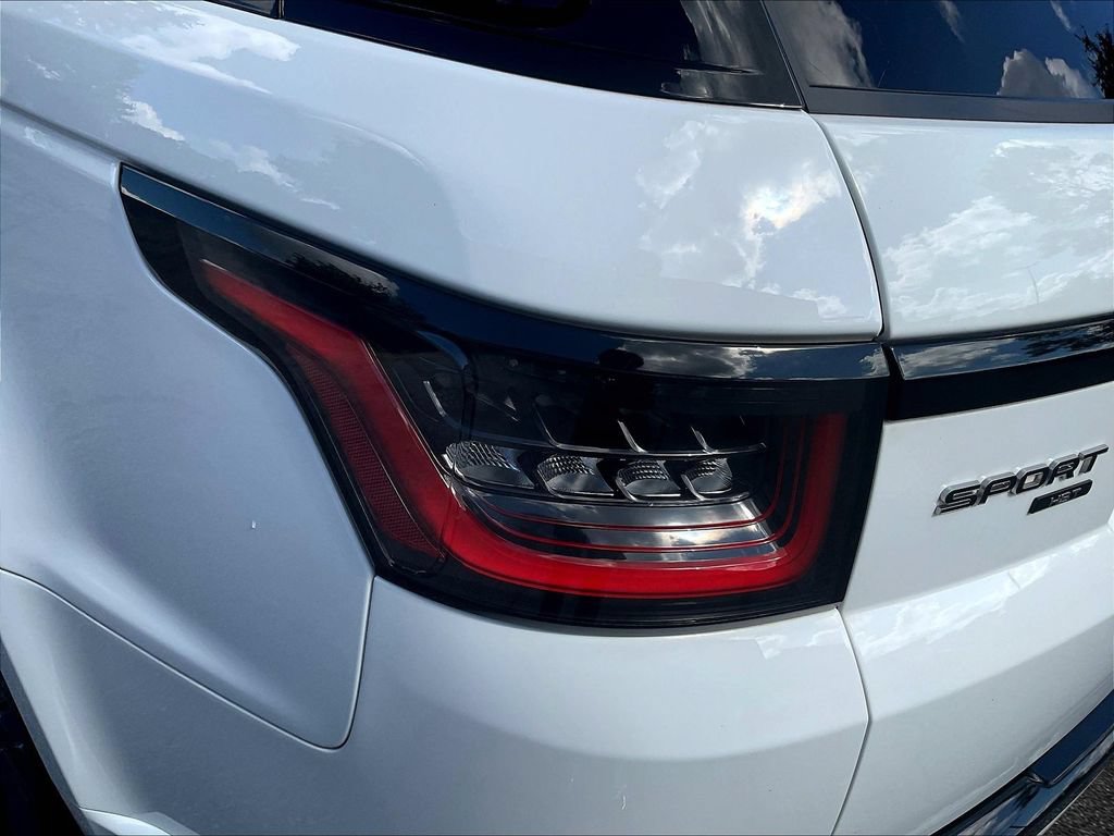 Used 2022 Land Rover Range Rover Sport HST AWD/4WD image 18