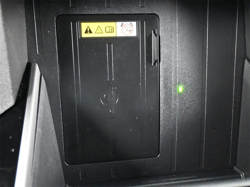 Used 2024 Toyota Tundra Platinum image 16