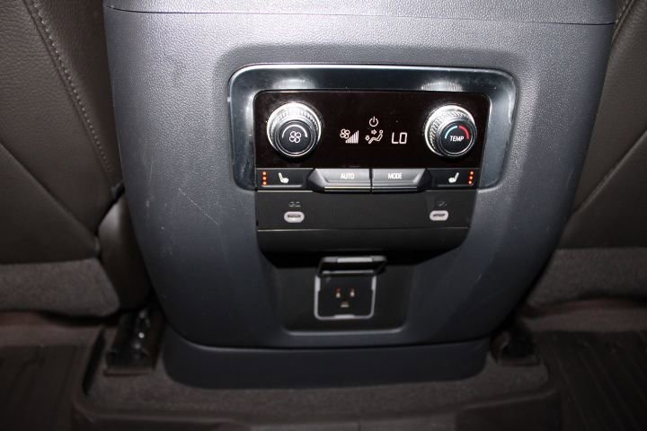 Used 2024 GMC Yukon XL Denali w/ Max Trailering Package image 24