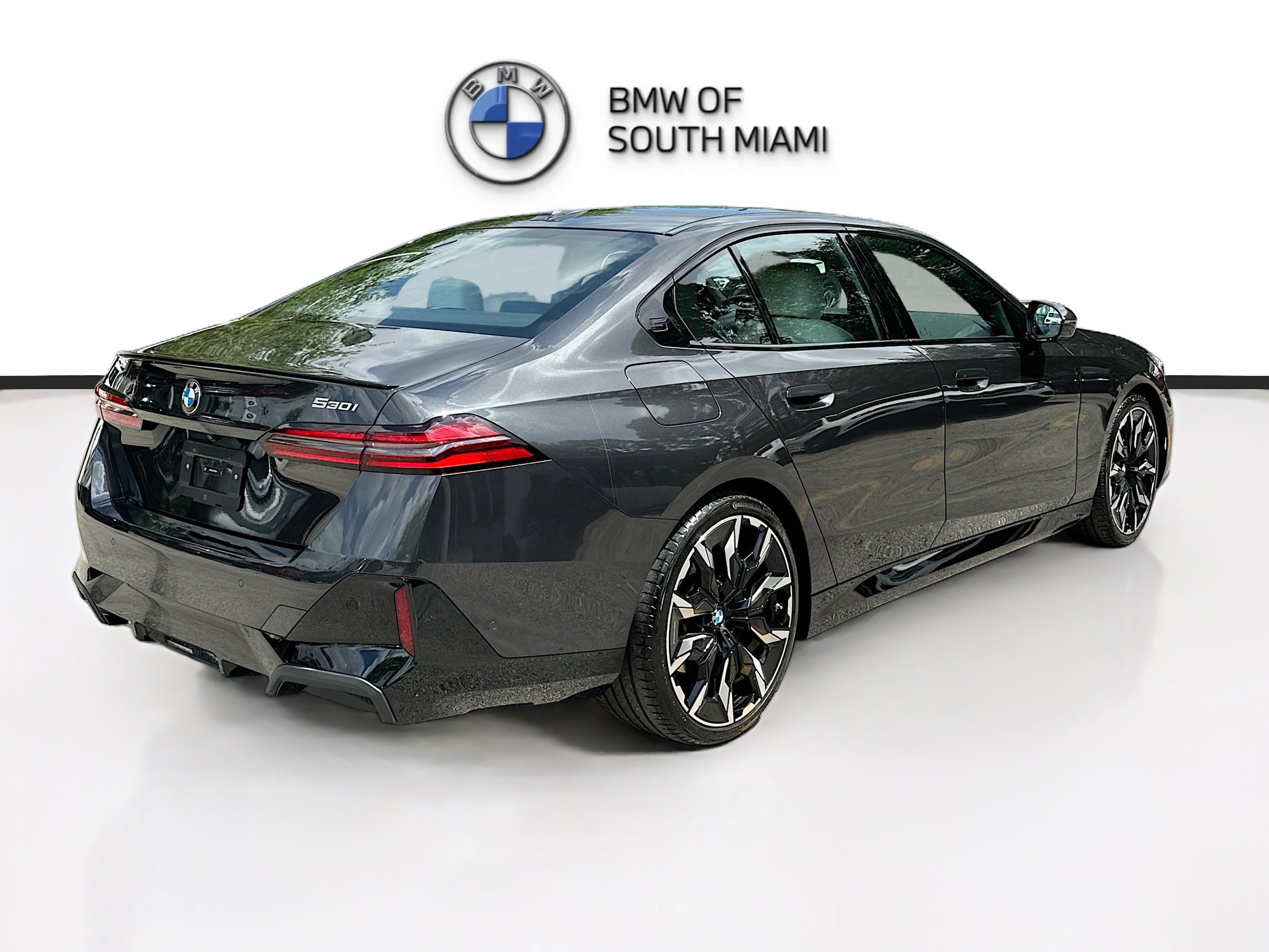 Certified 2024 BMW 530i 530i w/ M Sport Package image 7