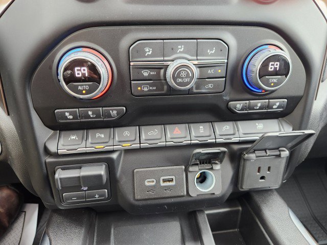 Used 2022 Chevrolet Silverado 1500 High Country image 50