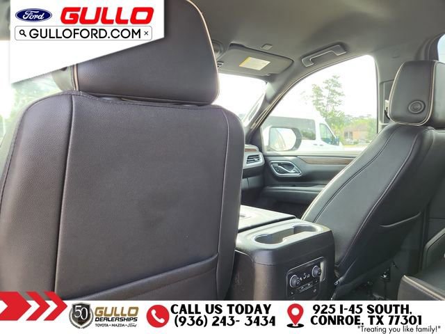 Used 2023 Chevrolet Suburban Premier image 16