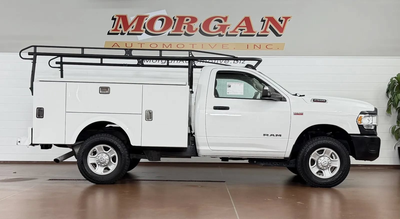 Used 2019 RAM 2500 Tradesman AWD/4WD image 2
