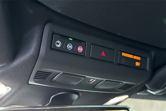 Used 2021 Chevrolet Corvette Stingray Convertible w/ Z51 Performance Package image 22