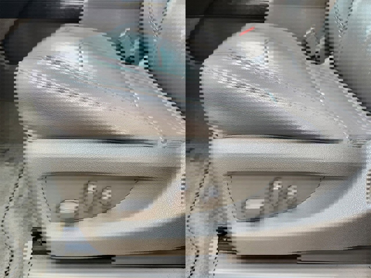 Used 2015 Chevrolet Tahoe LT w/ Luxury Package image 23