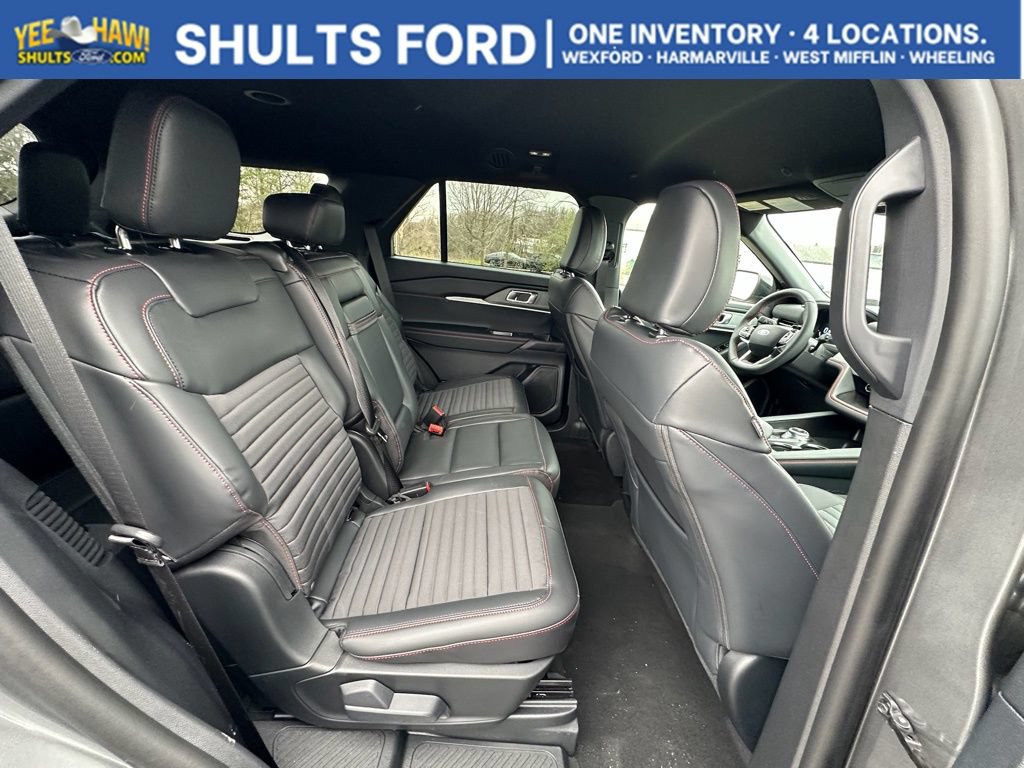 New 2026 Ford Explorer ST-Line w/ ST-Line Street Pack AWD/4WD image 24