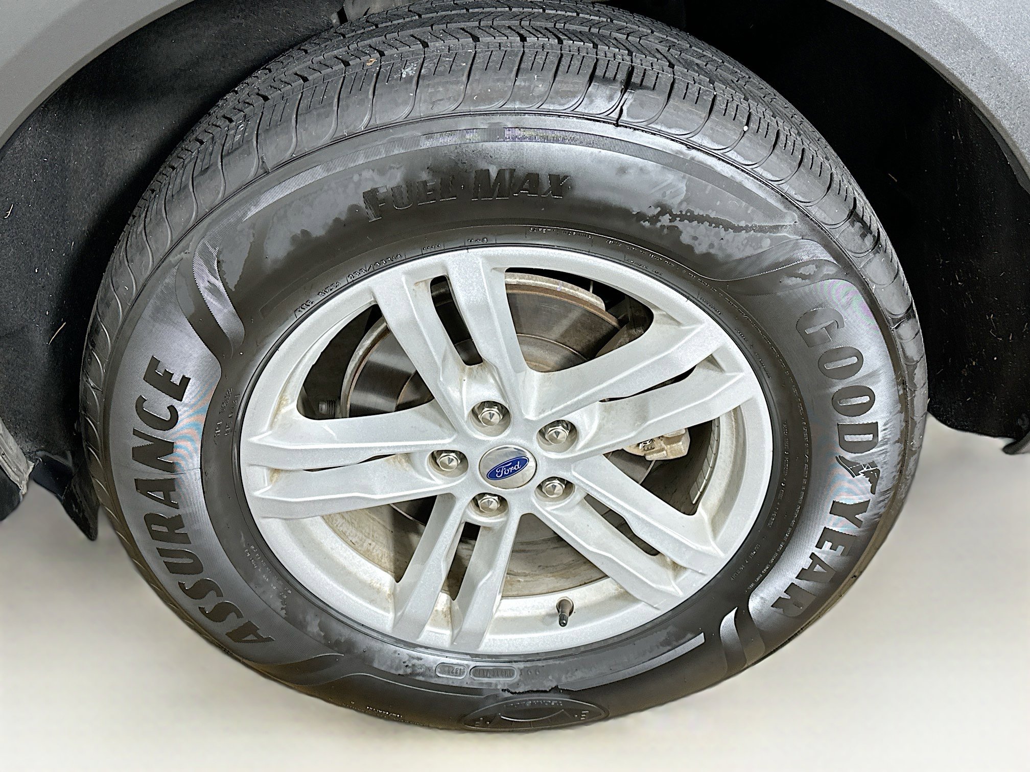 Used 2024 Ford Explorer XLT w/ Equipment Group 202A image 11