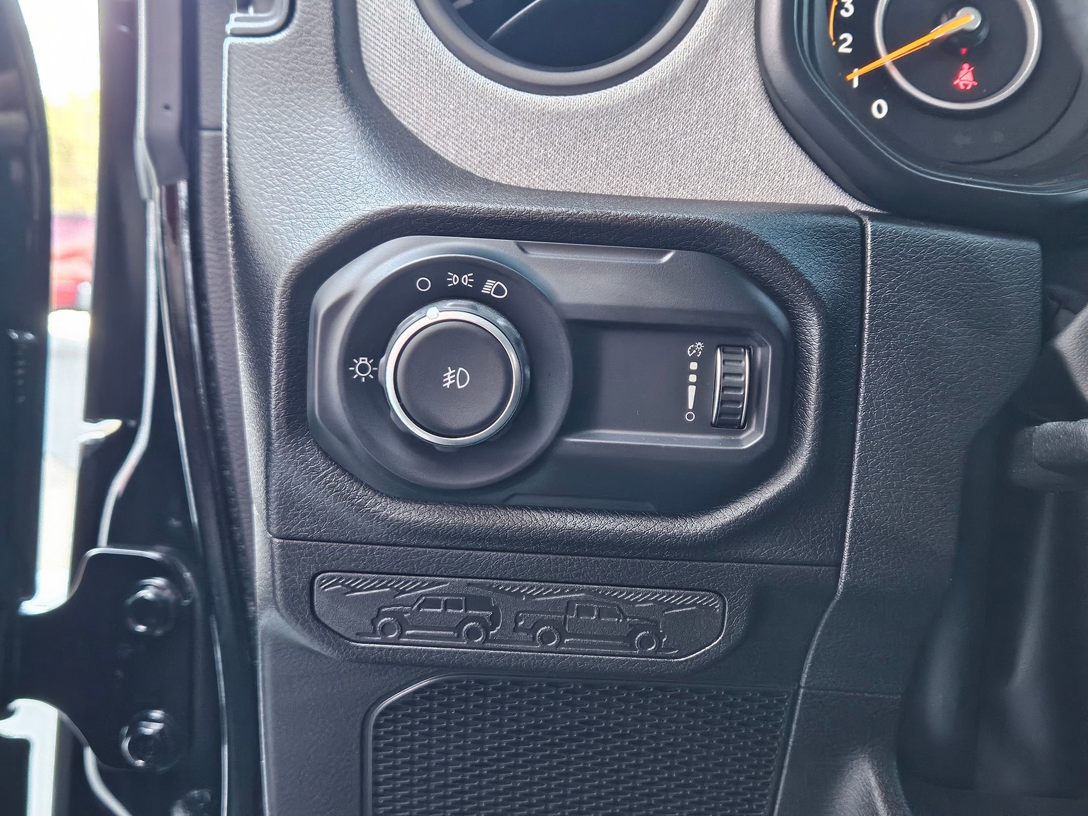Used 2025 Jeep Wrangler Sport image 20