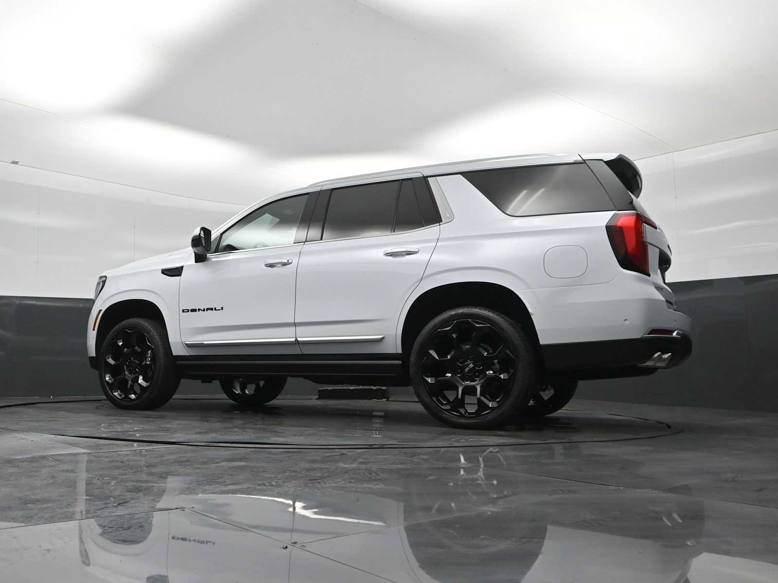 New 2026 GMC Yukon Denali w/ Denali Reserve Package image 50