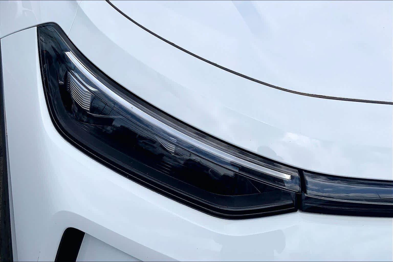 Certified 2026 Volkswagen Tiguan SE FWD image 31