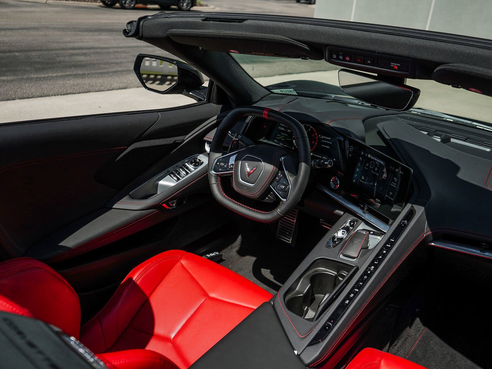 Used 2025 Chevrolet Corvette Stingray Convertible w/ Z51 Performance Package RWD image 7