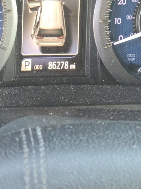 Used 2016 Toyota Sienna XLE image 10