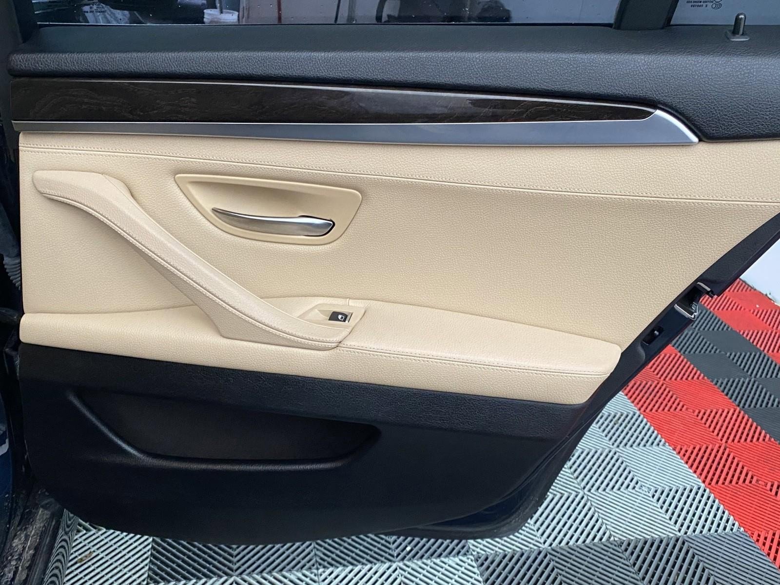 Used 2016 BMW 528i xDrive Sedan image 10