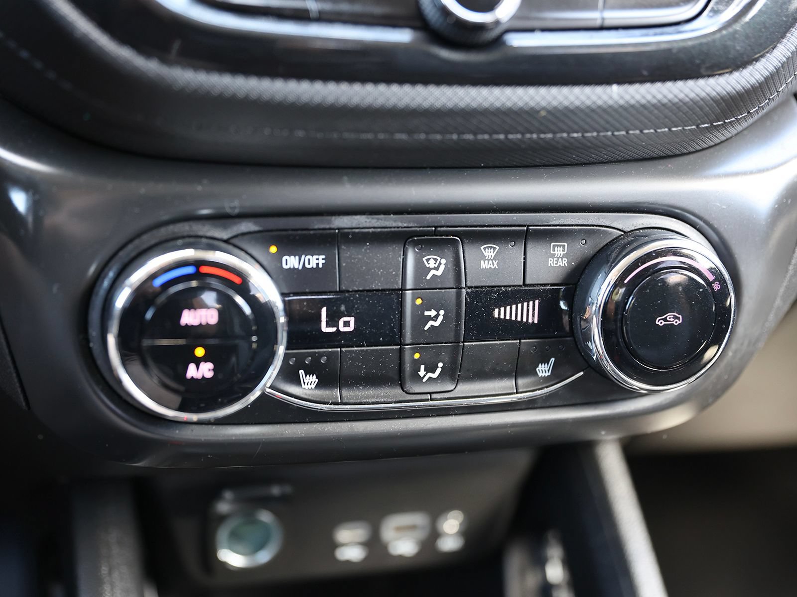 Used 2023 Chevrolet TrailBlazer LT w/ Convenience Package AWD/4WD image 23