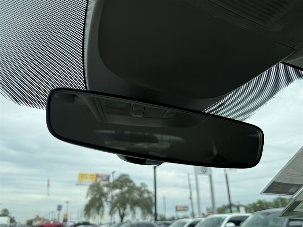 New 2026 Volkswagen Taos S image 22