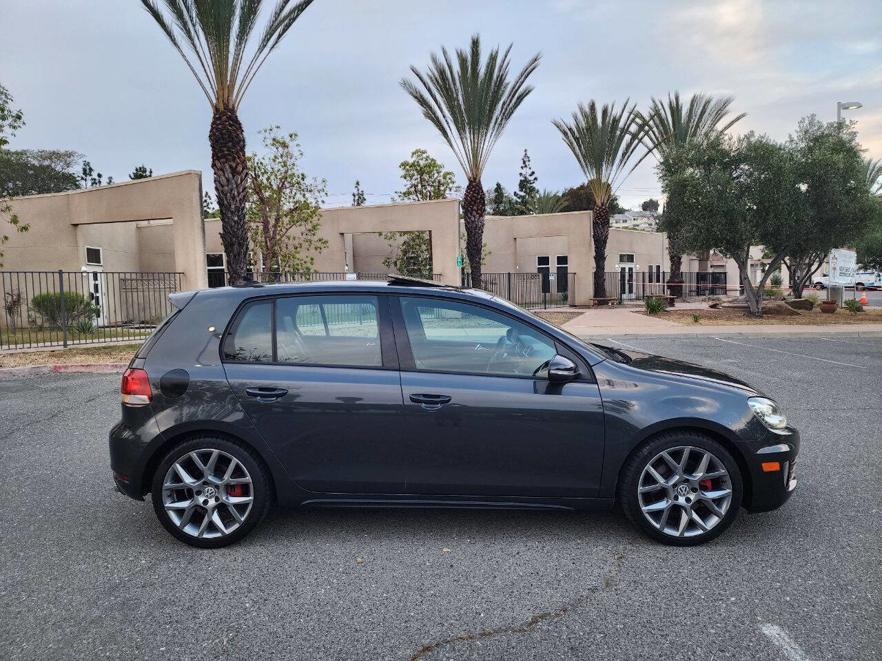 Used 2013 Volkswagen GTI Driver's Edition FWD image 5