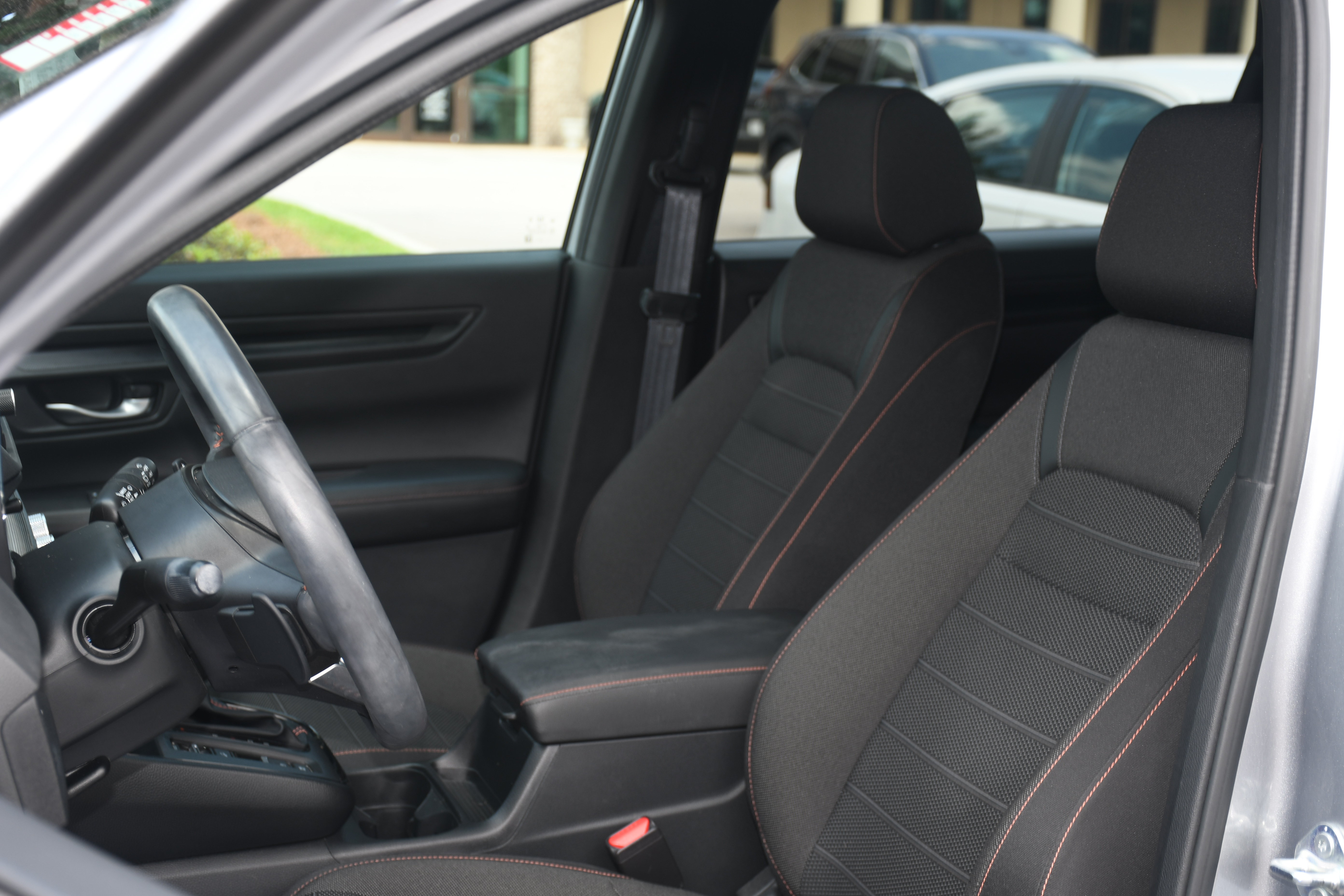 Used 2024 Honda CR-V Sport image 12