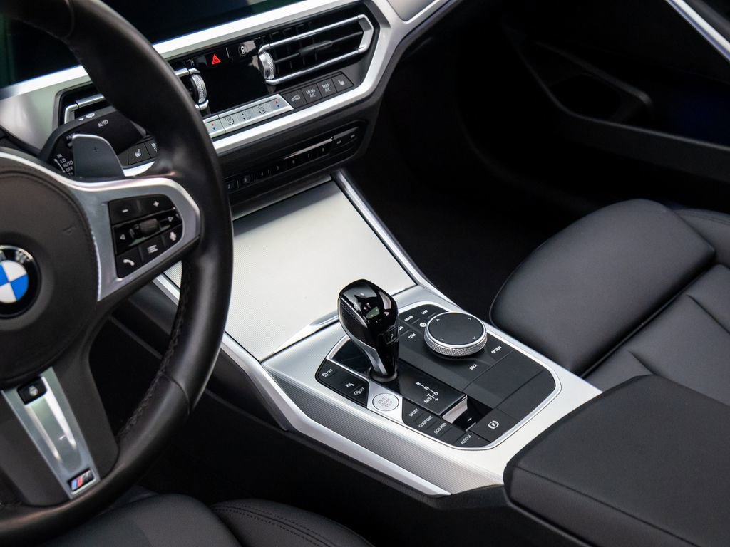 Used 2021 BMW 330i xDrive Sedan w/ M Sport Package image 11