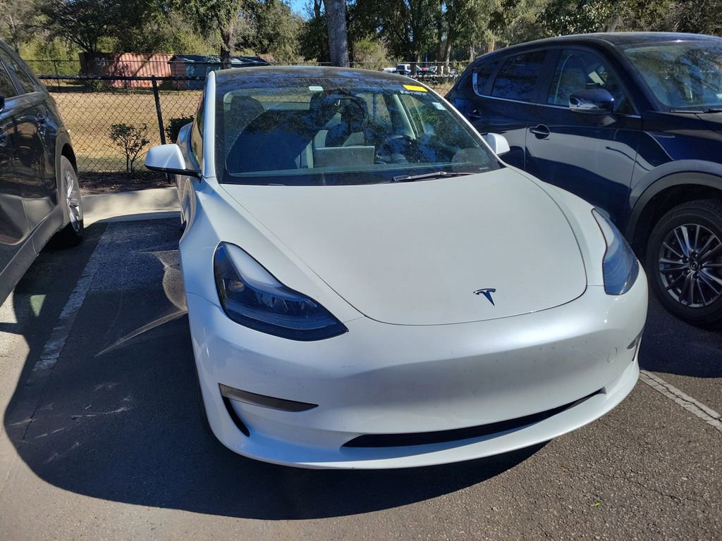 Used 2023 Tesla Model 3 Standard Range image 10