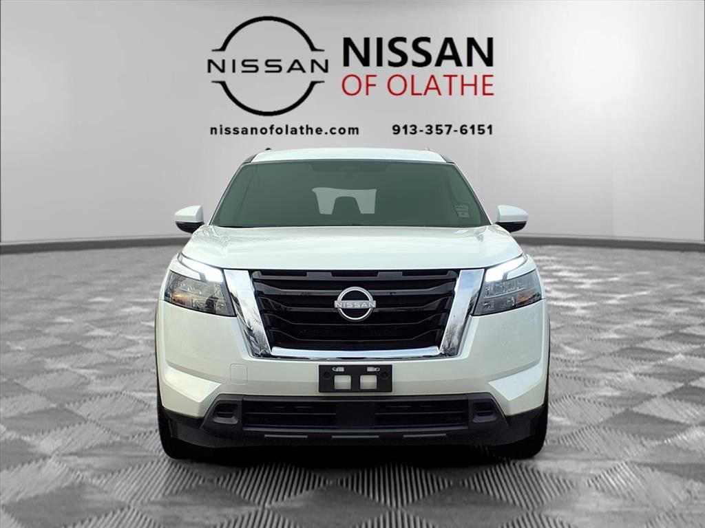 Certified 2024 Nissan Pathfinder SV image 31
