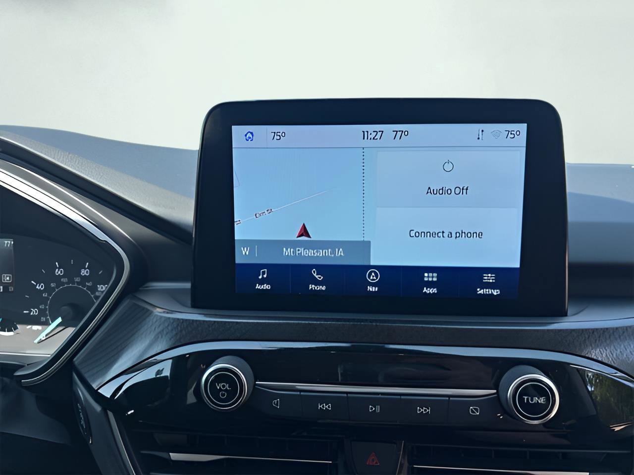 Used 2022 Ford Escape SEL w/ SEL Stealth AWD Package image 17