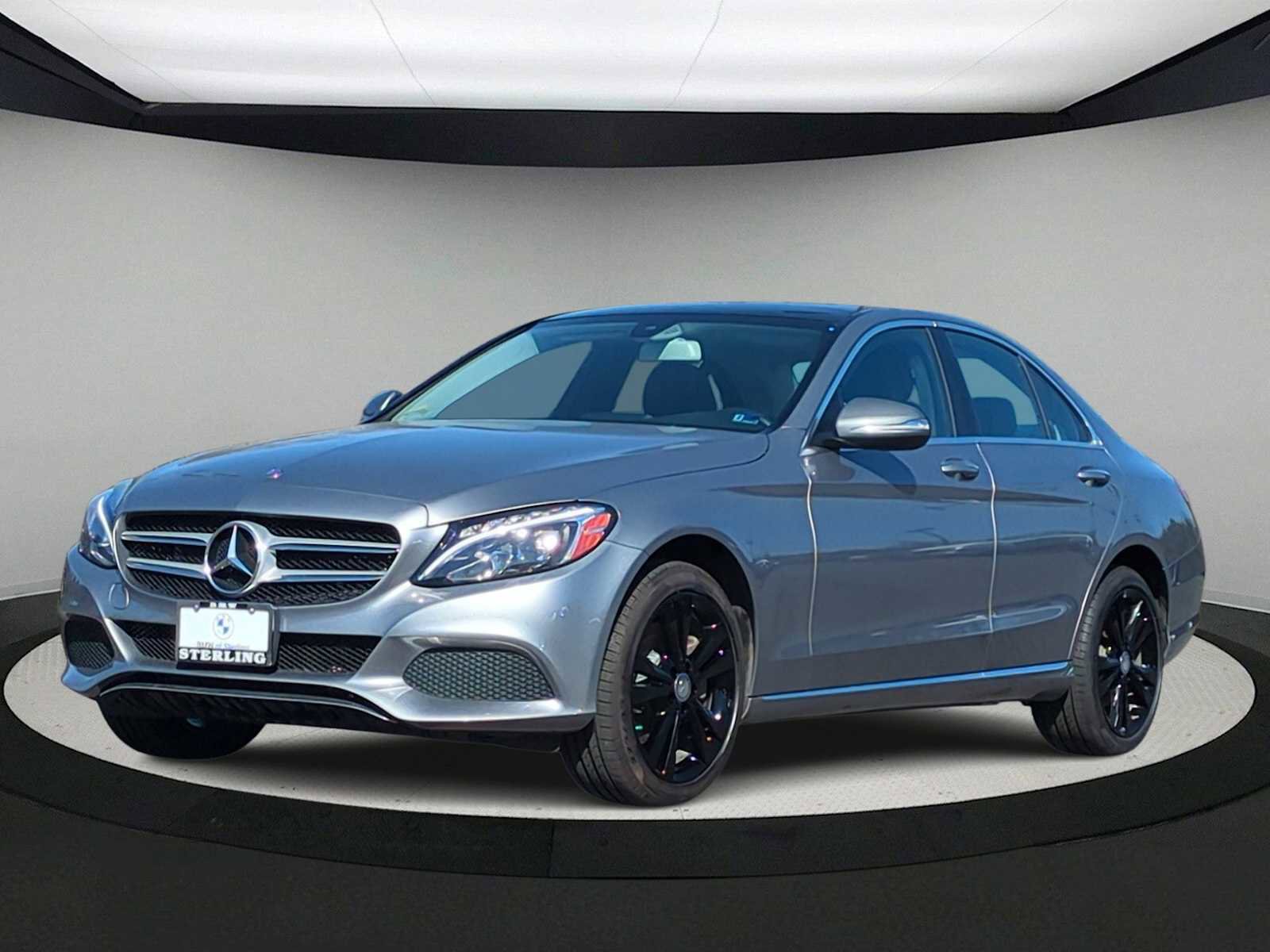 Used 2015 Mercedes-Benz C 300 4MATIC Sedan image 4