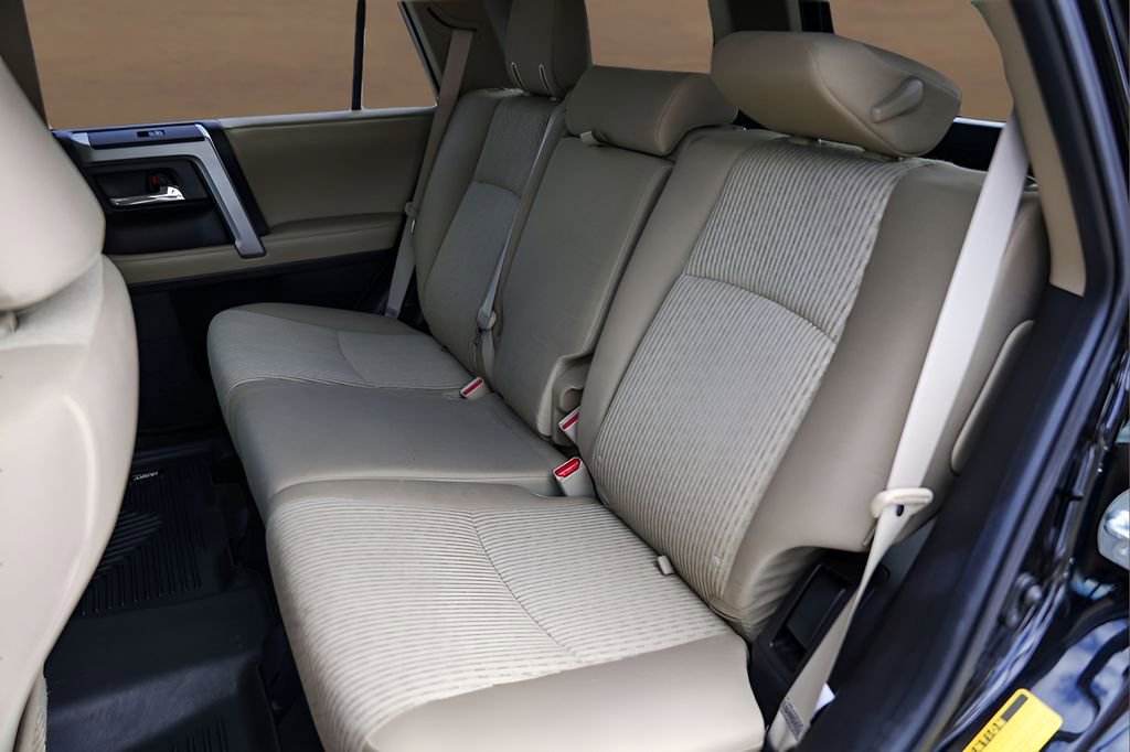 Used 2019 Toyota 4Runner SR5 AWD/4WD image 23