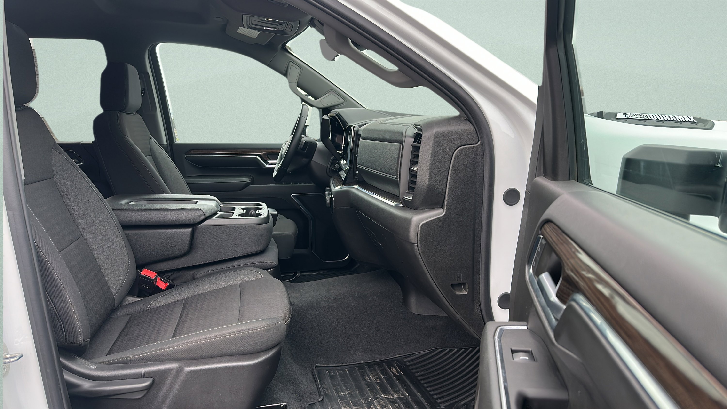 Used 2024 Chevrolet Silverado 2500 LT image 45