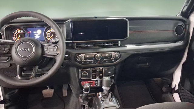 Used 2026 Jeep Wrangler Unlimited Rubicon AWD/4WD image 11