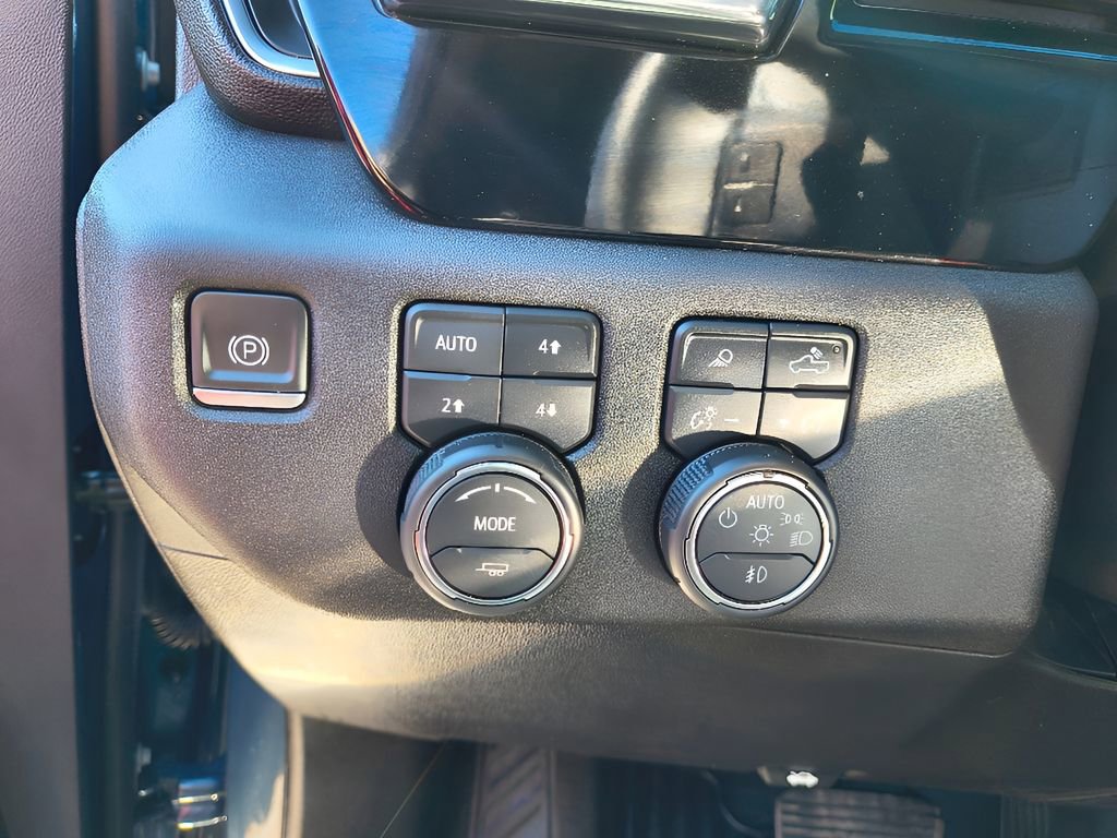 Used 2024 Chevrolet Silverado 1500 LTZ w/ Z71 Off-Road Package image 22
