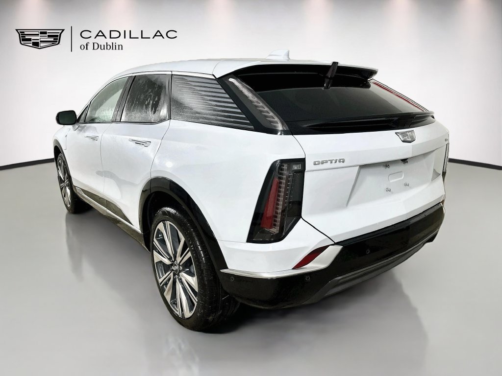 New 2027 Cadillac Optiq Premium Luxury w/ LPO, Floor Liner Package AWD/4WD image 7