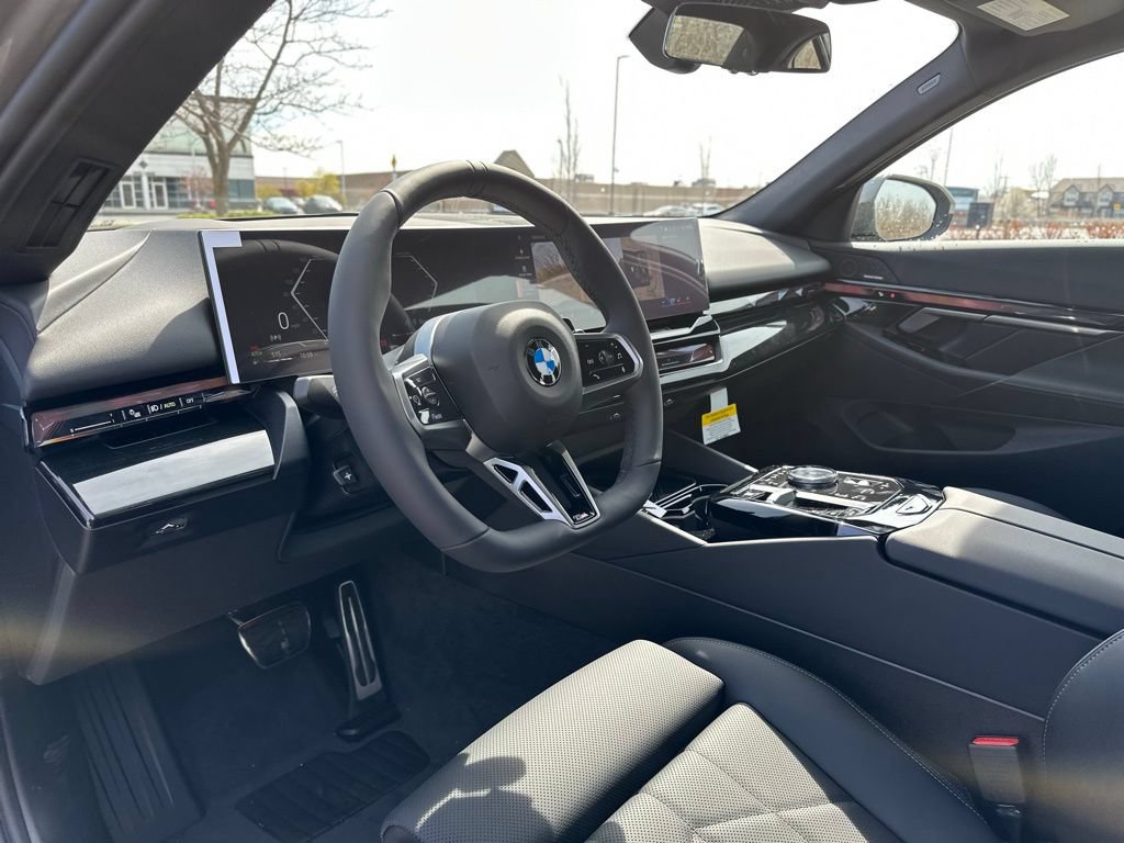 New 2026 BMW 530i xDrive w/ M Sport Package AWD/4WD image 16
