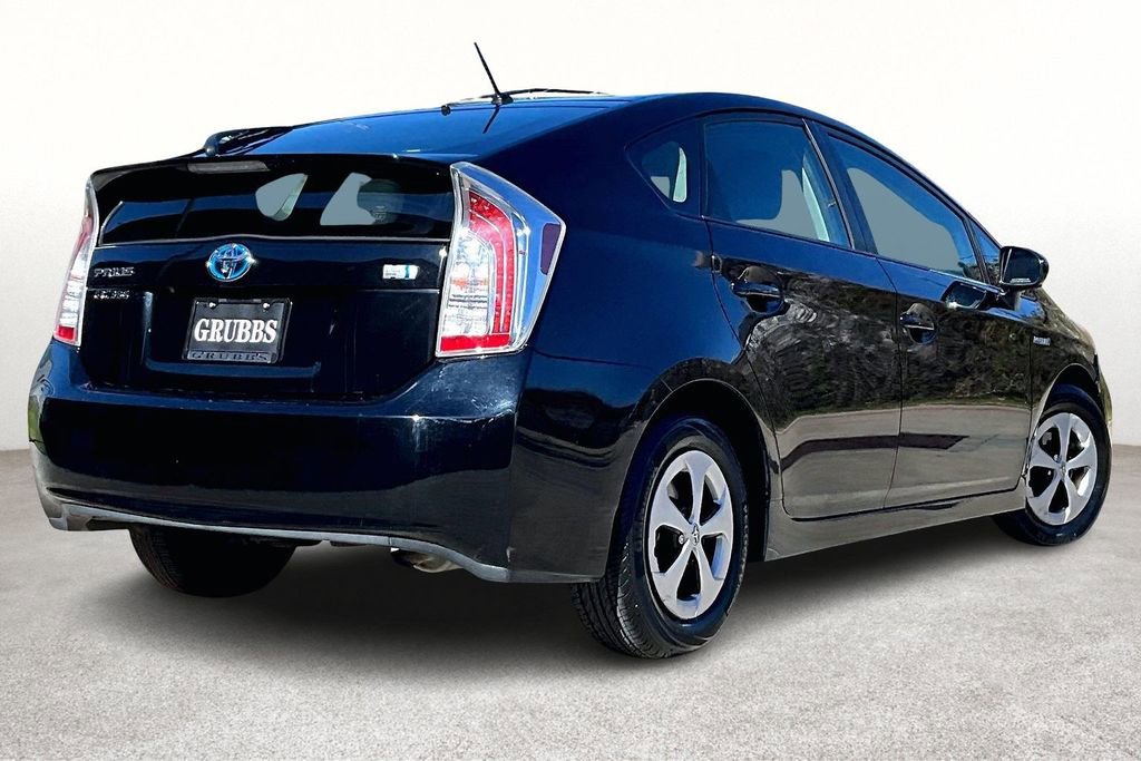 Used 2013 Toyota Prius One video 2