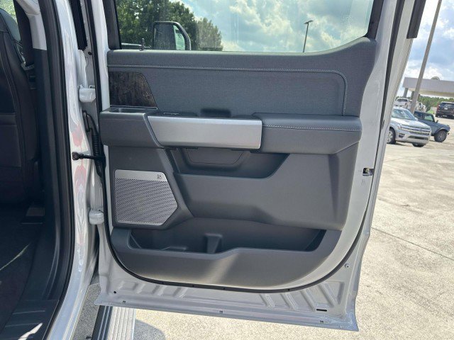 New 2026 Ford F350 Lariat image 16