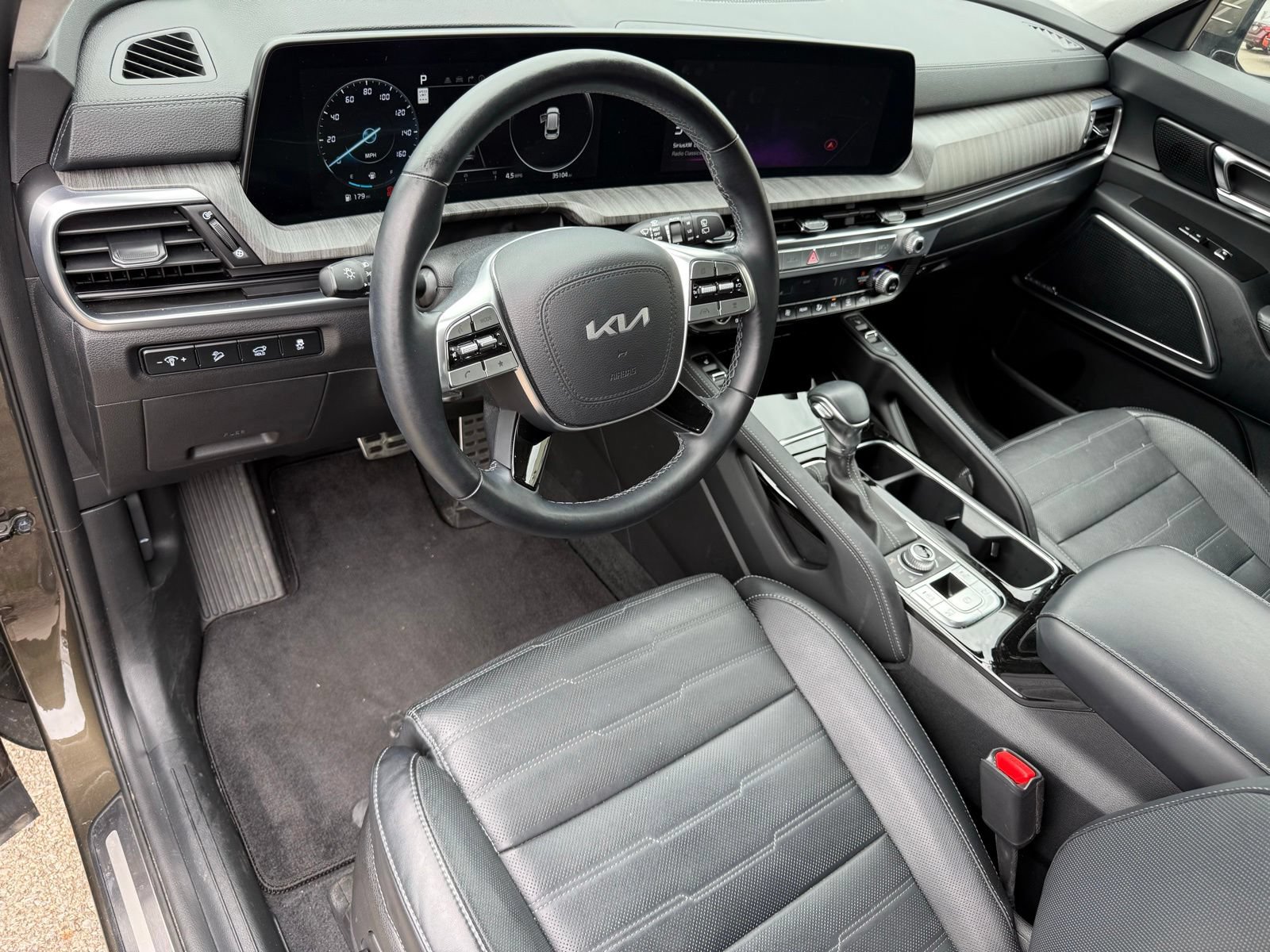 Used 2024 Kia Telluride SX Prestige AWD/4WD image 22