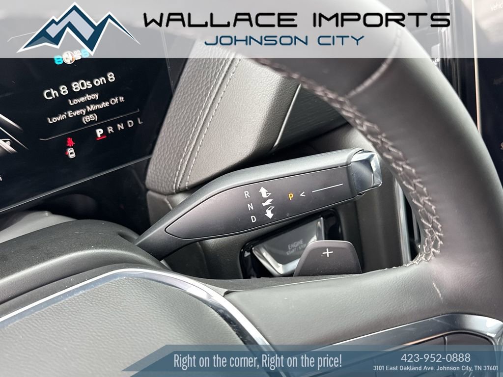 Used 2025 GMC Yukon Denali AWD/4WD image 17